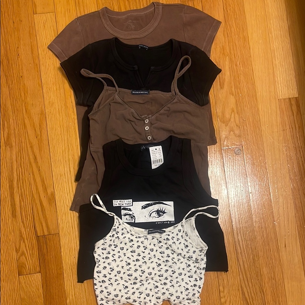 Brandy Melville crop tops